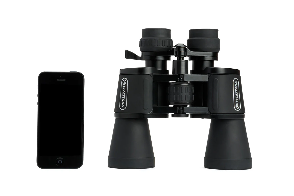 Celestron UpClose G2 10-30x50mm Zoom Porro Binoculars - Image 7