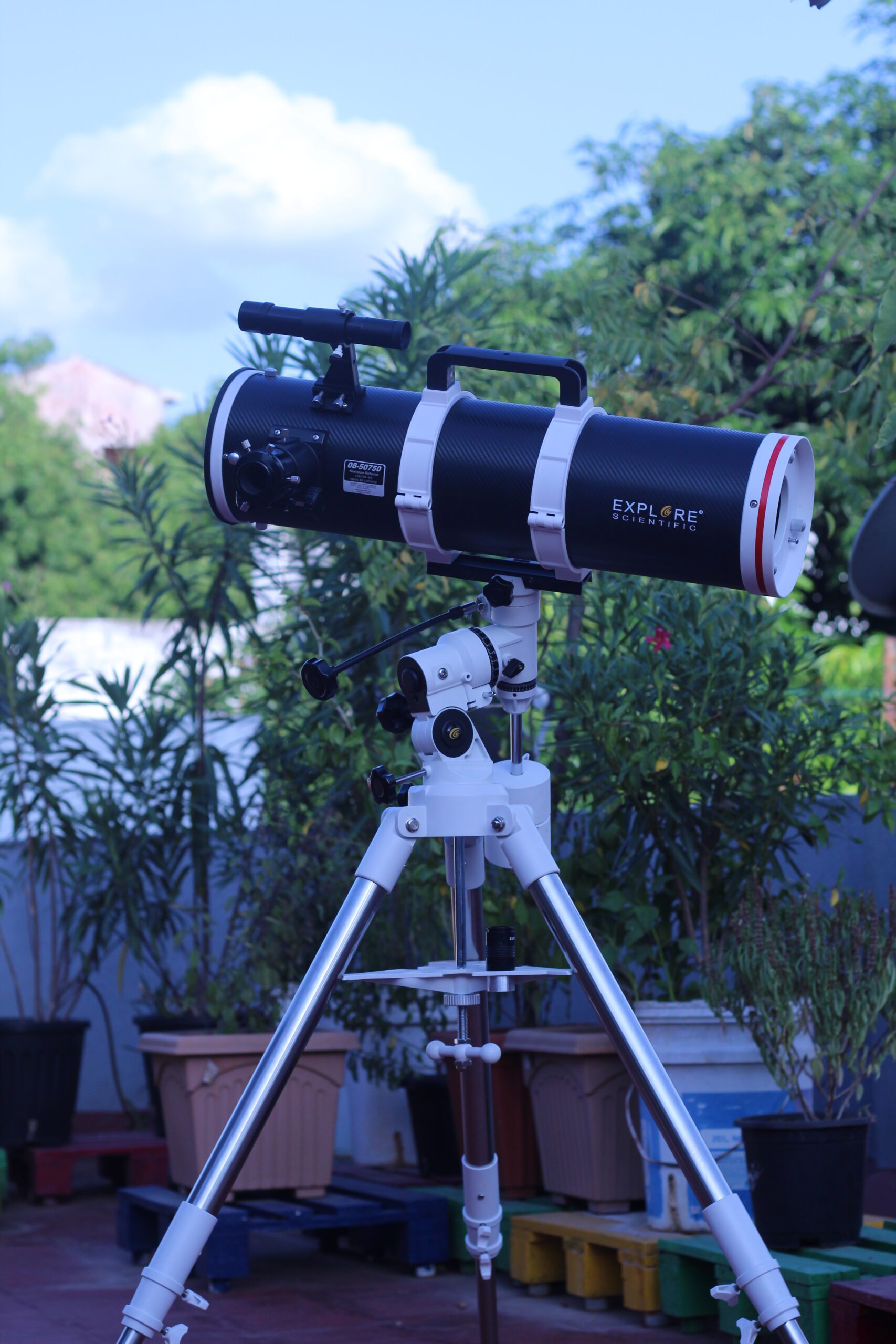 Explore Scientific 150/750 EQ-3 Reflector Telescope - Image 6