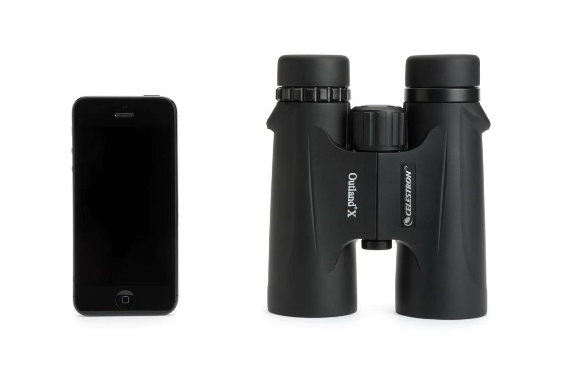 Celestron Outland X 10x42mm Roof Binoculars - Image 5