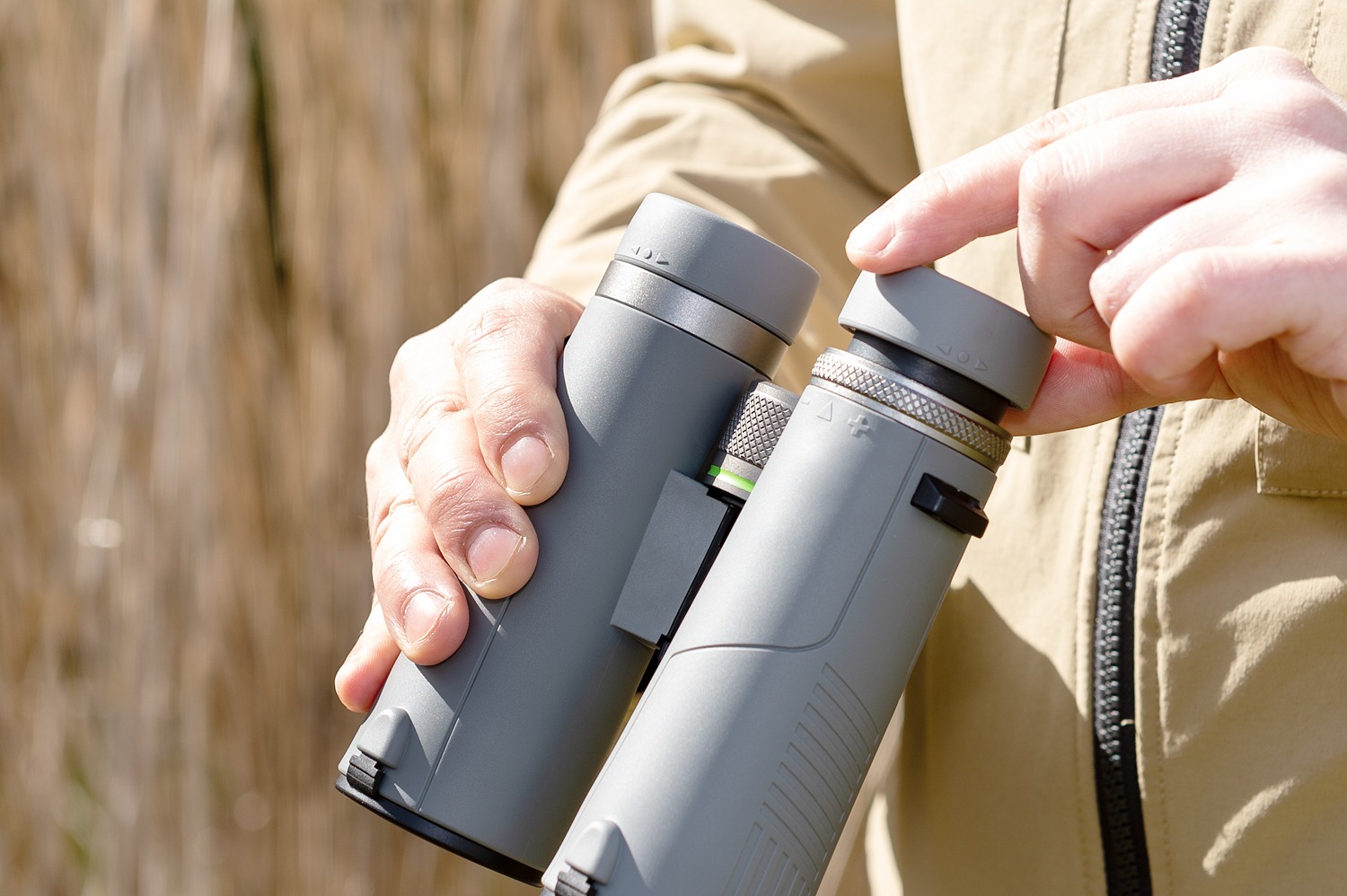 BRESSER Wave 10x42 Binoculars - Waterproof - Image 5
