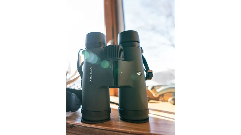 Vortex Triumph® HD 10x42 Binoculars - Image 6