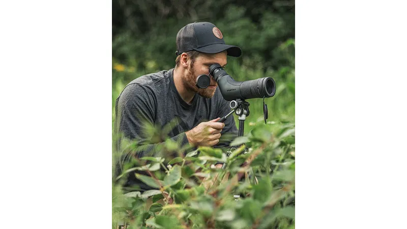 Vortex Crossfire®HD 12-36x50 (Angled) Spotting Scope - Image 6